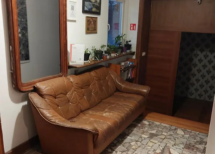 Guest house Wkl Dom Goscinny Warsaw